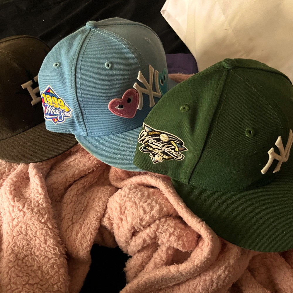 New & Never worn fitteds